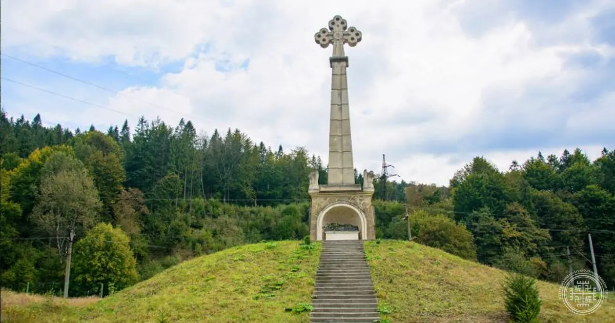 Де знаходилась могила князя Святослава?